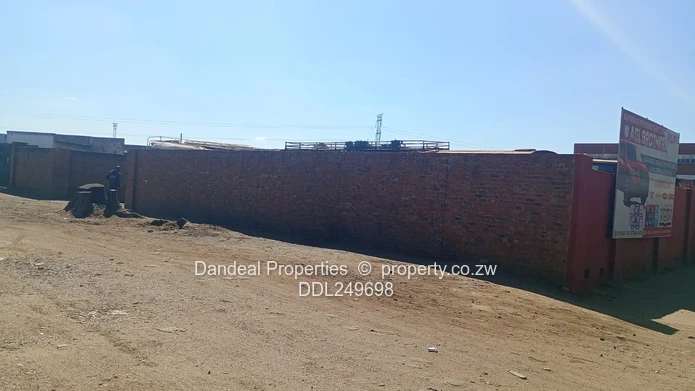 Ardbennie: 3,000m² Retail Complex on 7,047m² with Borehole (Sole Mandate)
