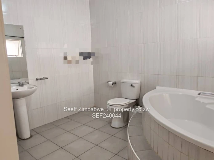 Selbourne Park | BULAWAYO Modern Family Home – Corner Stand