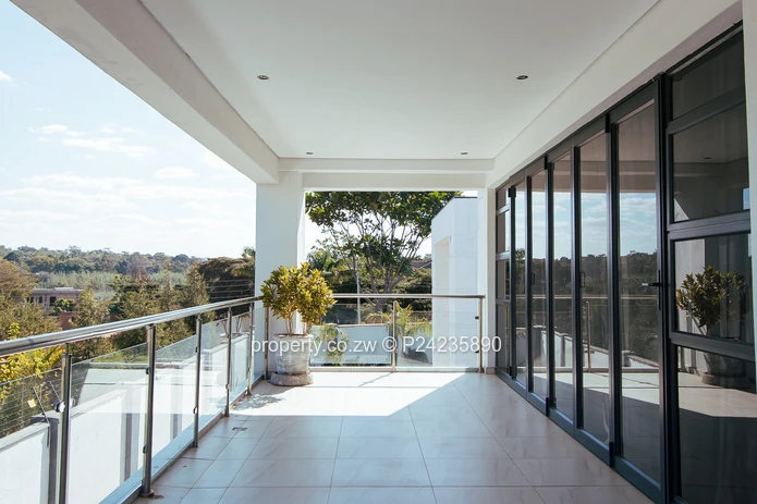 Borrowdale,Luna $4500