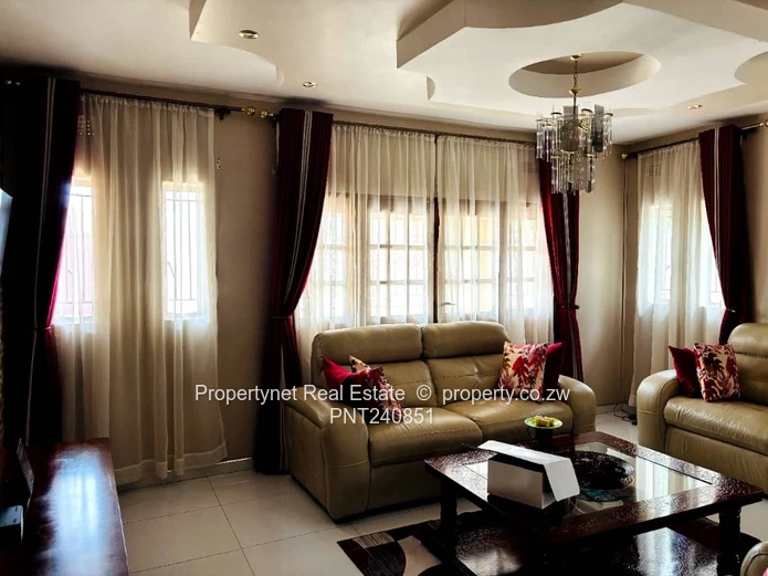 Solid neat family home!!!