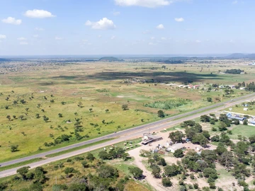 Commercial & Industrial Land