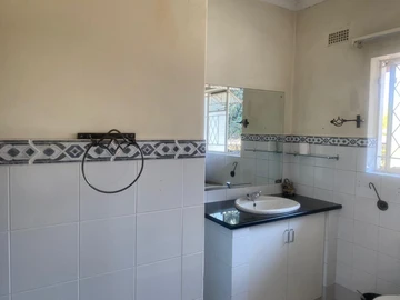 3 Bedroom Garden Flat