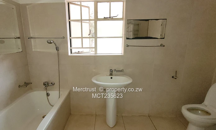 Charming family residence, available immediately!