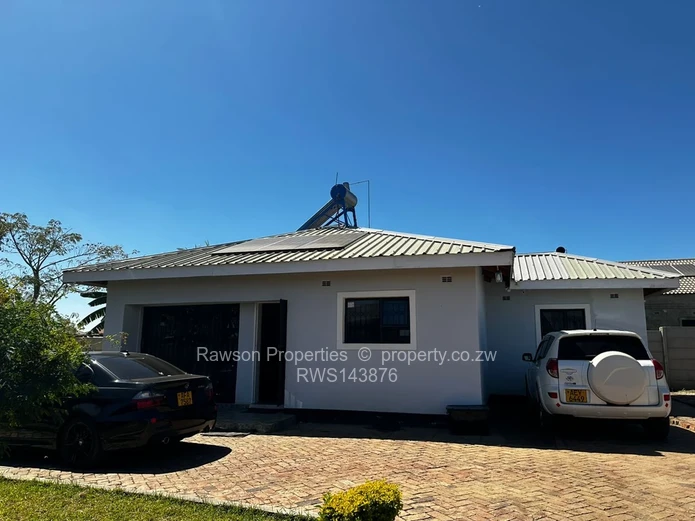 2 Bed Houses for Sale in Old Mazowe Road, Haydon Park RWS143876