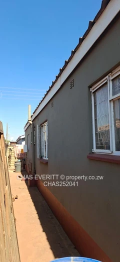 Warren Park 1. 3 Bedroomed House For Sale