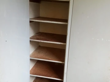 2 Bedroom Flat & Apartment