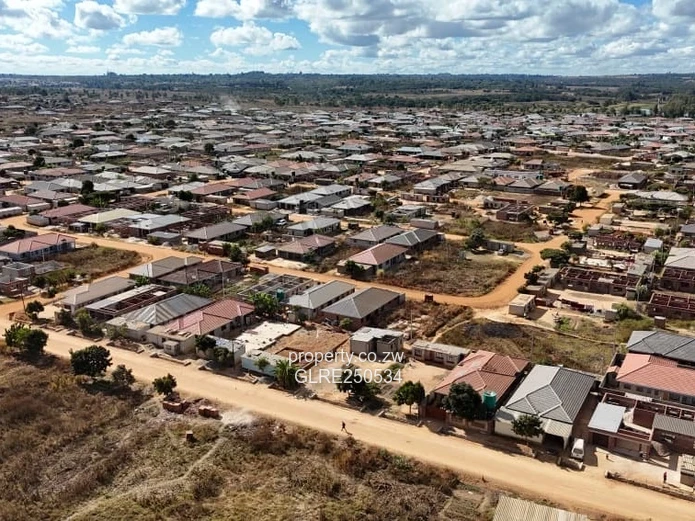 400 m² Stand in Ruwa — Tarred Road & Subdivision Potential