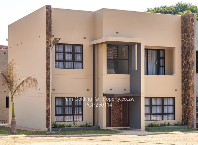 Modern Luxury Townhouse – Golden Stairs, Mount Pleasant (Sole Mandate)