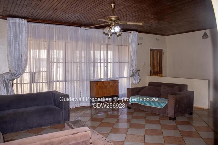 4 Bed house for sale in Norton with deeds