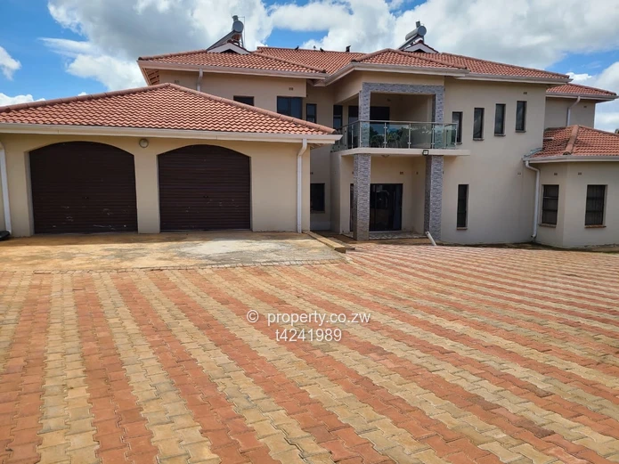 Borrowdale Pomona 7 beds fully furnished house to rent.