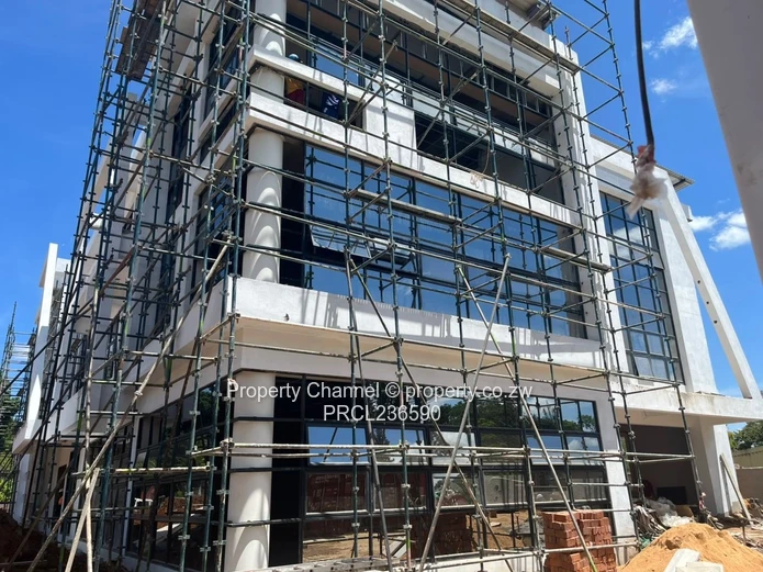 Commercial Property for Rent in Avondale