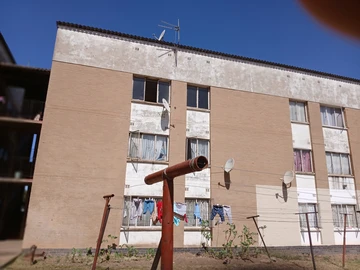 Glen Norah B - 2 bedromed flat for sale