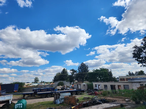 Commercial & Industrial Land