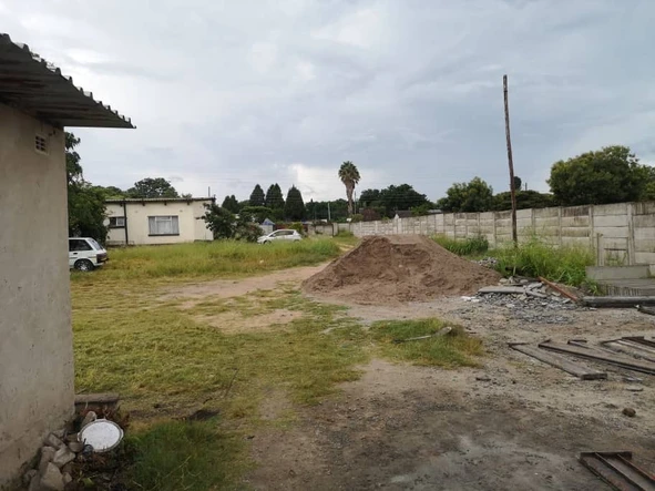 Commercial & Industrial Land