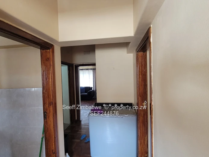 2-Bed Flat For Sale - The Avenues