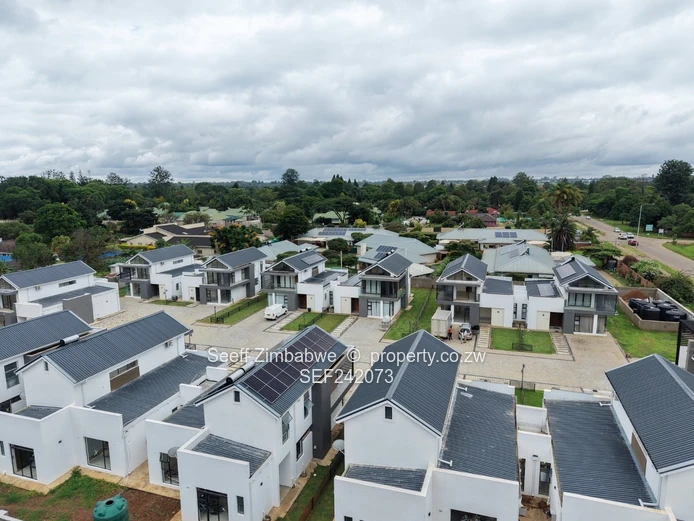 Exclusive Upmarket Townhouse For Sale