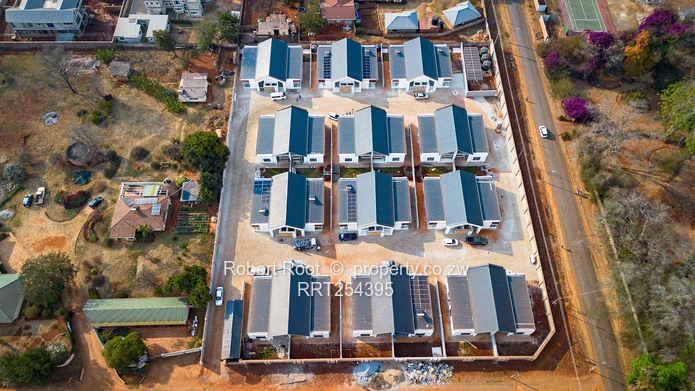 Modern townhouse living and investment opportunity  (Sole Mandate)