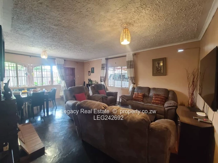 Well-Maintained Family Home for Rent – Sunningdale 2