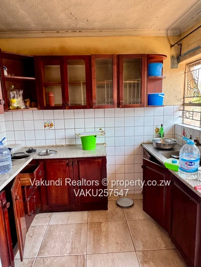 3-Bed Fixer Upper Home with Driveway & Garden in Houghton Park