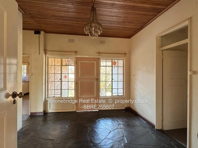 5 Bedroomed House in Burnside For Sale