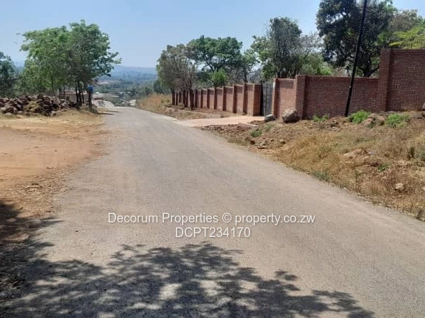 2600sqm Main-Road Stand — Tarred Road, Access Control