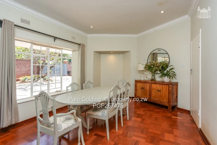 Well Presented Home In Highlands;4208 Sqms. (Sole Mandate)