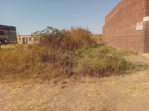Commercial & Industrial Land