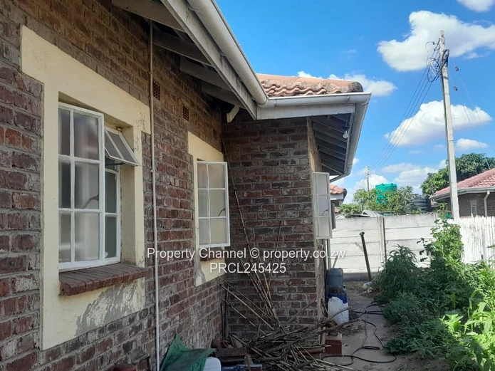  Spacious 3-Bedroom Family Home with Great Potential Prospect Waterfalls