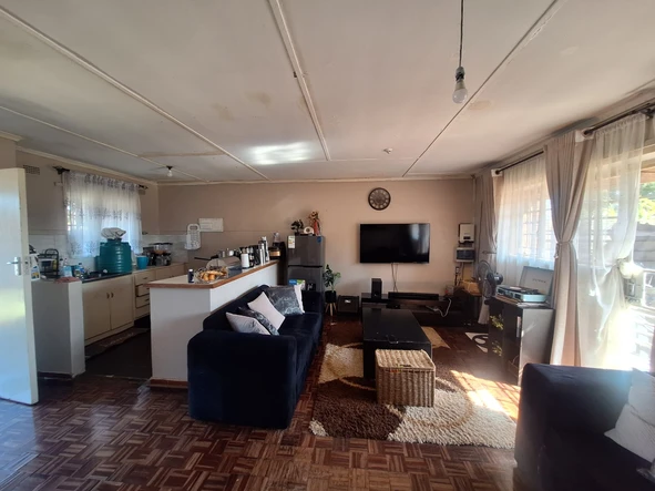 2 Bedroom Garden Flat