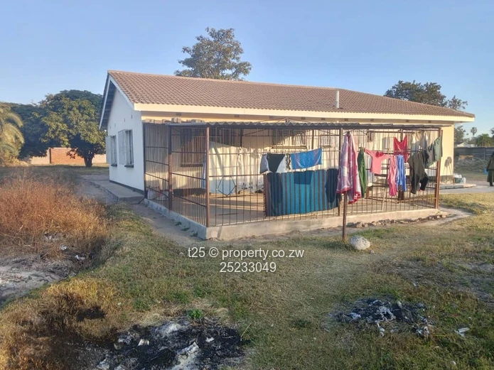 Waterfalls Drebshire House To Rent