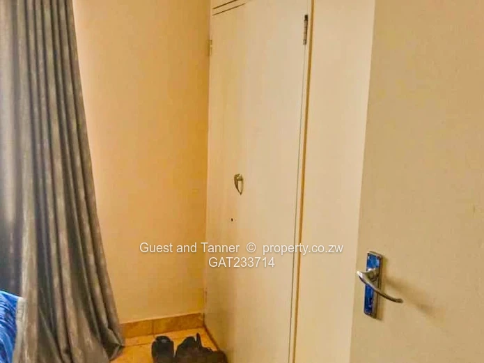 3-Bed House For Sale In Chadcombe