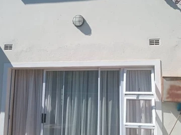 2 Bedroom Garden Flat