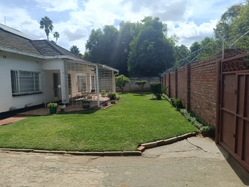 3 Bedroom Garden Flat