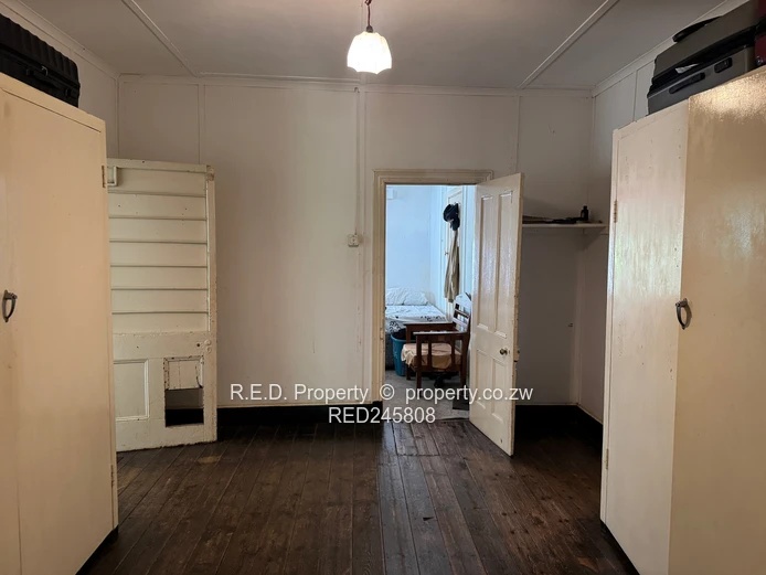 Double Stand Opportunity in Hillside!