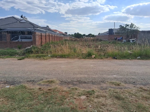 Stands & Residential Land
