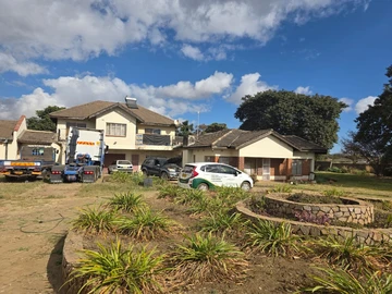 6 Bedroom House