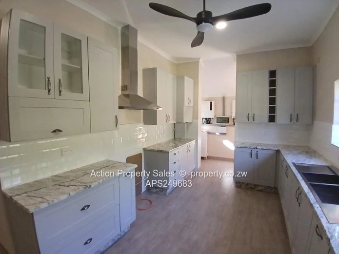 Comfortable Family Home In Highlands! 