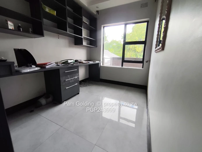 Elegant 6-Bedroom Luxury Home To Let in Glen Lorne