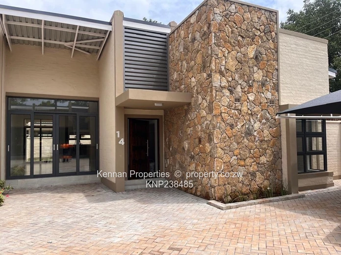 3 Bedroomed Unit Available to Rent!