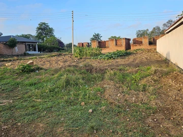 Stands & Residential Land