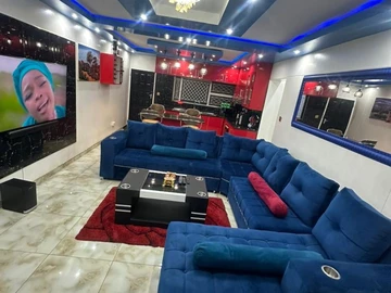 3 Bedroom Flat & Apartment