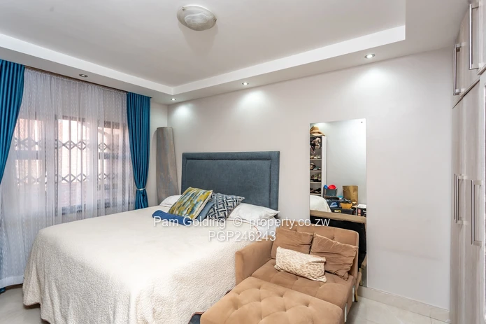 Modern Family Home for Sale in Ashdown Park
