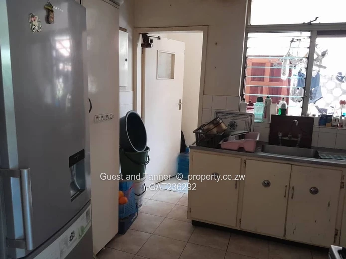 Ground Floor 3-BR Flat for Sale at Chelmscote, Bainnes Ave – Borehole, Garden & Sectional Titles