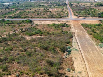 Commercial & Industrial Land