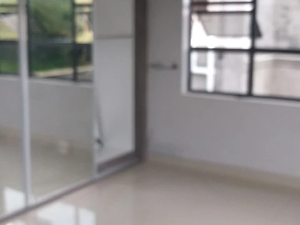 3 Bedroom Flat & Apartment