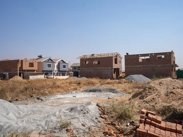 Stands & Residential Land