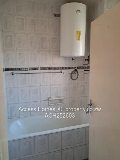Avenues 1 bed Flat for sale