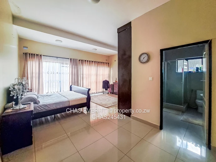 Fully Furnished Six Bedroomed House In Emerald Hill