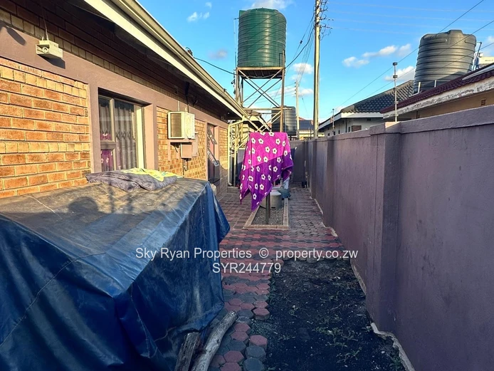 Madokero House For Sale