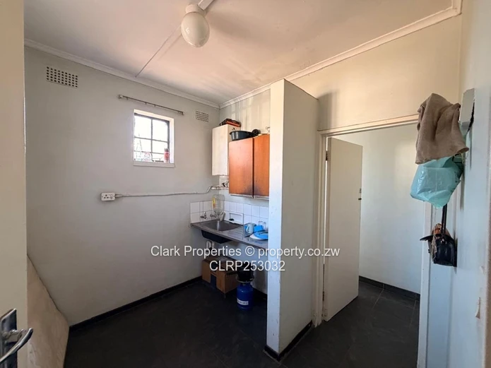 Industrial & Commercial Property For Sale